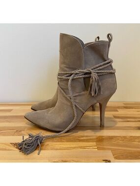 SCHUTZ ankle boots tan suede leather stilettos feminine pointed toe straps 9B